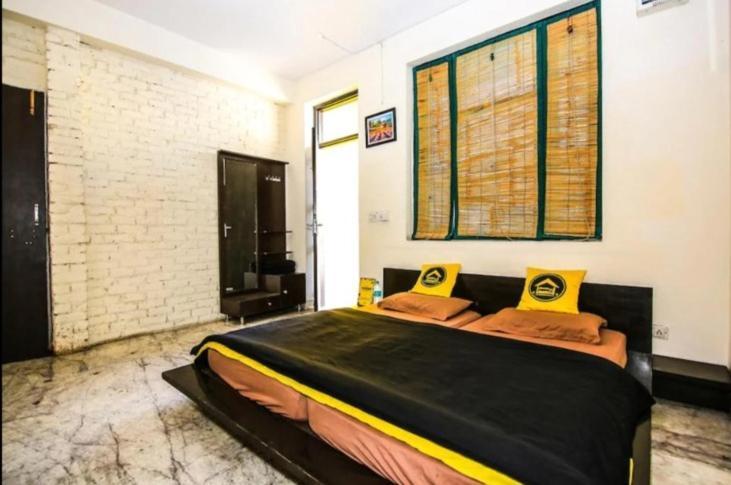 Хостел Heistel Delhi Нью-Дели Экстерьер фото