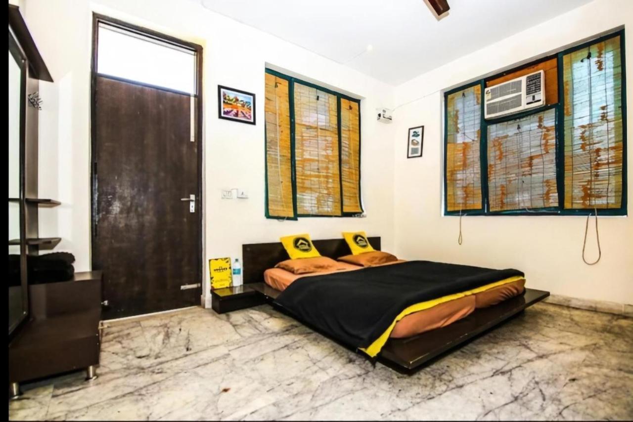 Хостел Heistel Delhi Нью-Дели Экстерьер фото