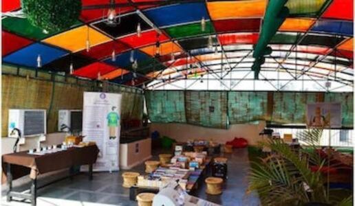 Хостел Heistel Delhi Нью-Дели Экстерьер фото